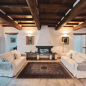 L'antico Asilo , Stazzema Italia